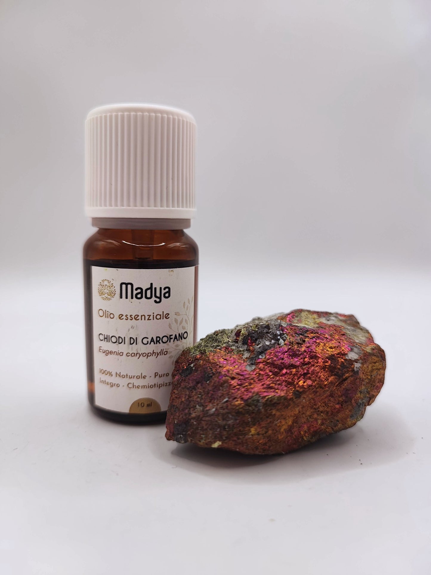 Olio di Chiodi di garofano con Calcopirite